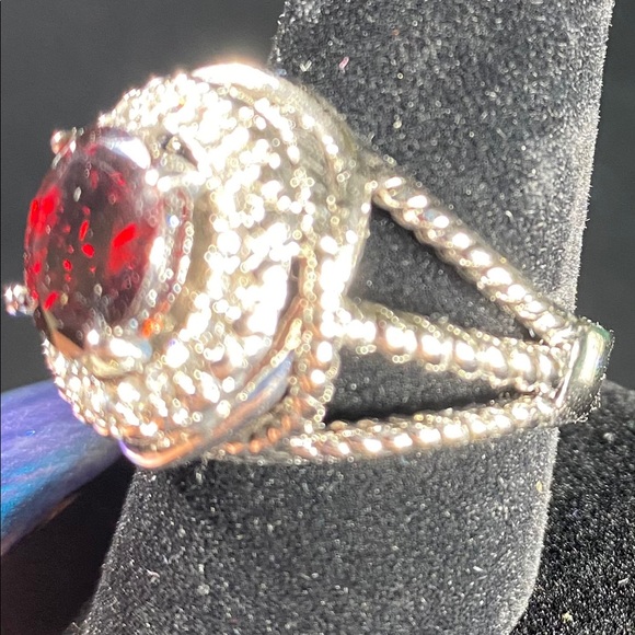 Ruby Red Jewels - Picture 4 of 7